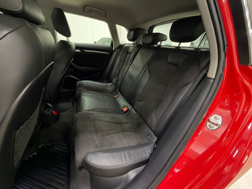 Audi A3 5P 1,8 Tfsi Alcantara — foto 11